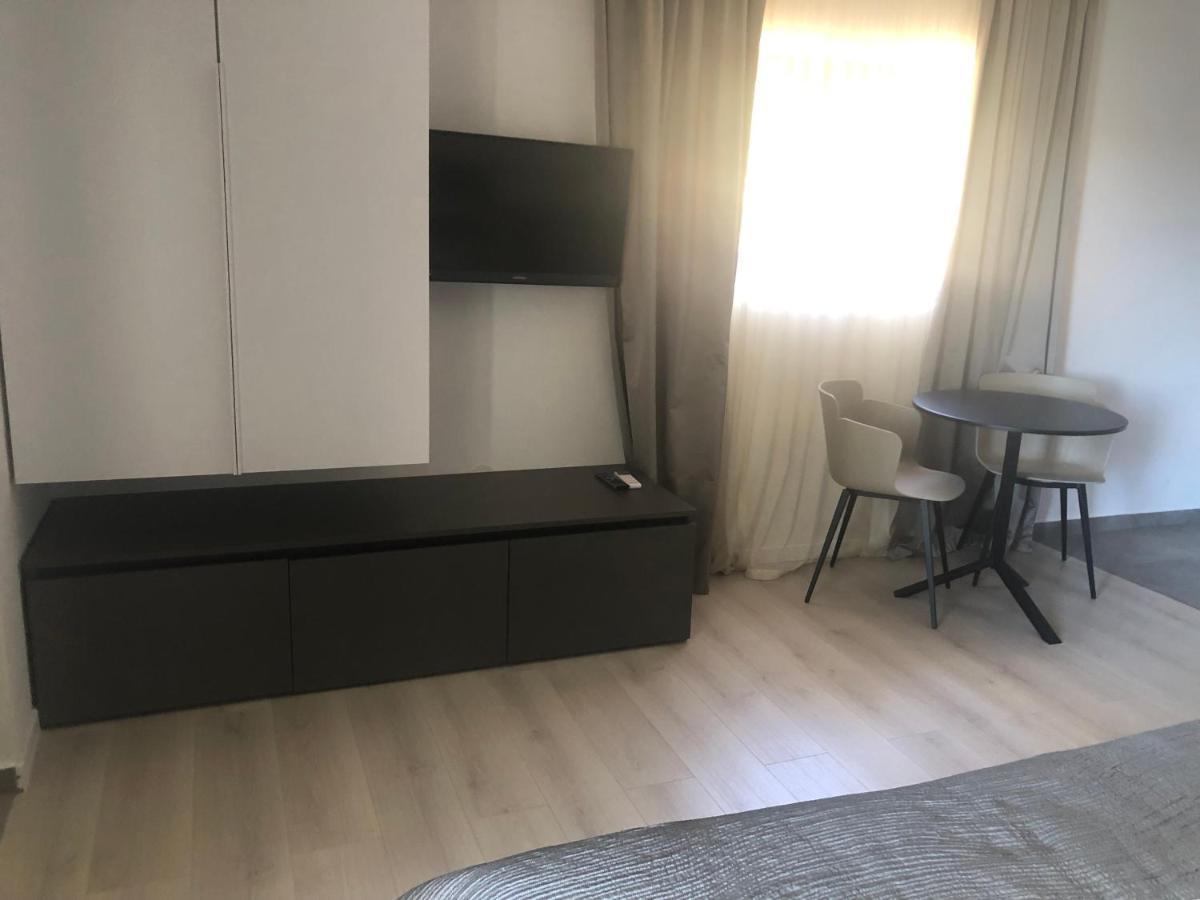 מאלי לוסיניי Apartments & Rooms Bianca מראה חיצוני תמונה