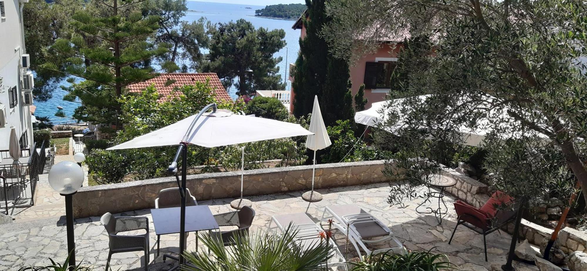 מאלי לוסיניי Apartments & Rooms Bianca מראה חיצוני תמונה